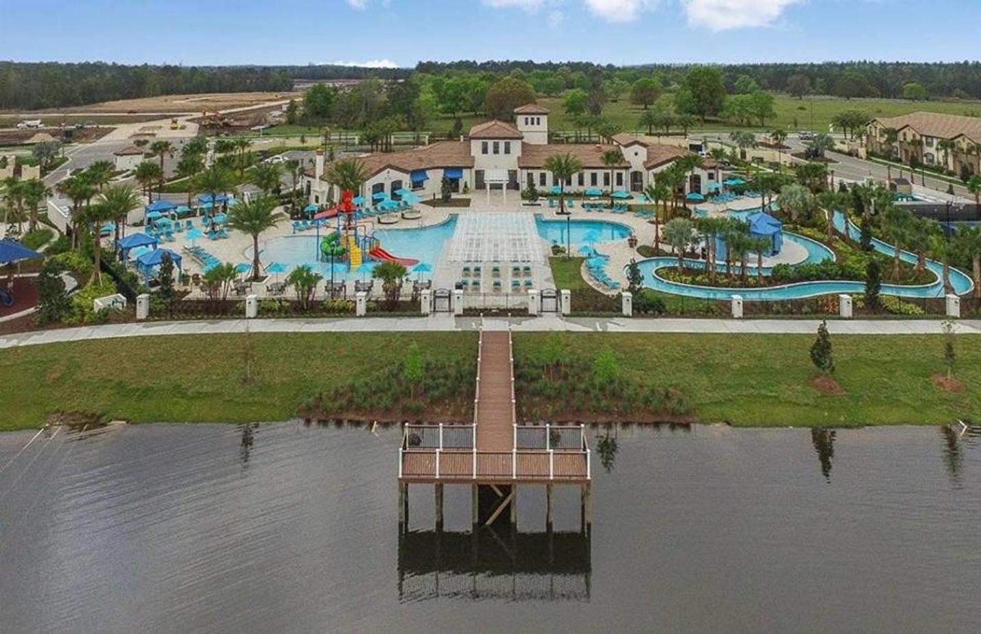 Beautiful Townhome Wprivate Pool 7 Mi To Disney คิสซิมมี ภายนอก รูปภาพ