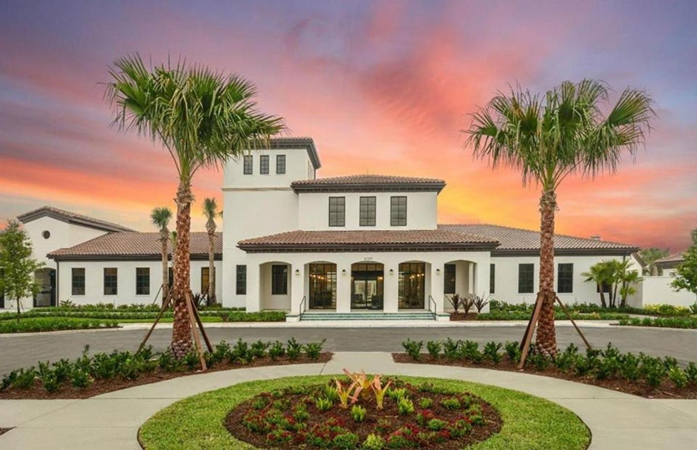 Beautiful Townhome Wprivate Pool 7 Mi To Disney คิสซิมมี ภายนอก รูปภาพ