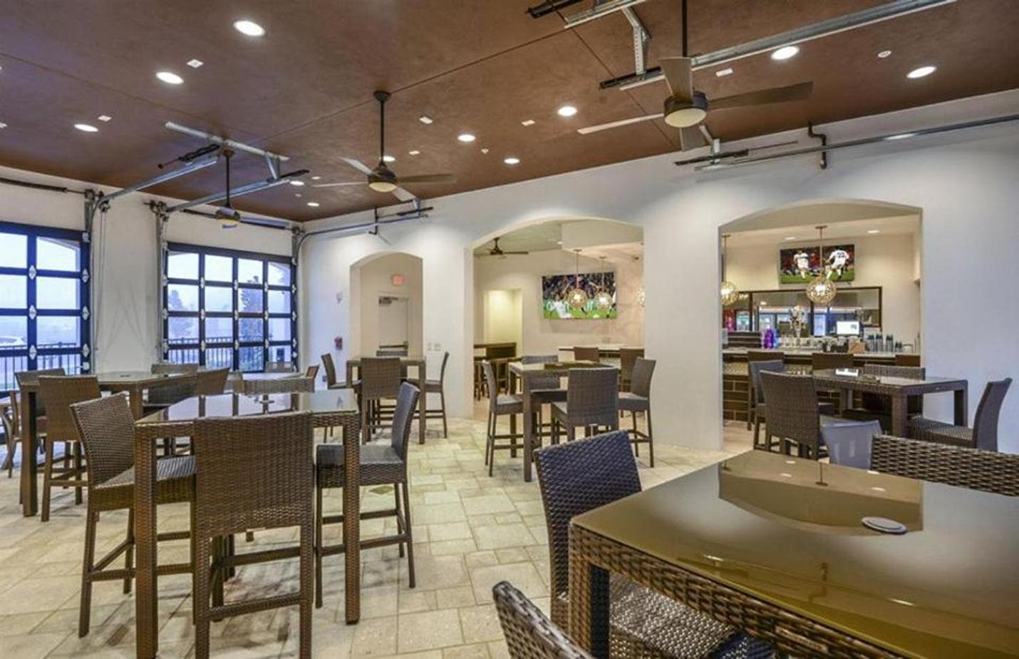Beautiful Townhome Wprivate Pool 7 Mi To Disney คิสซิมมี ภายนอก รูปภาพ