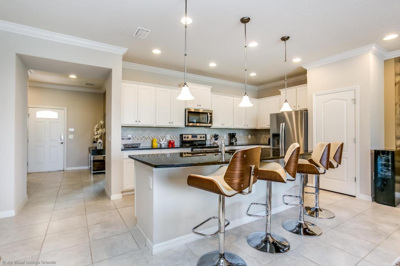 Beautiful Townhome Wprivate Pool 7 Mi To Disney คิสซิมมี ภายนอก รูปภาพ