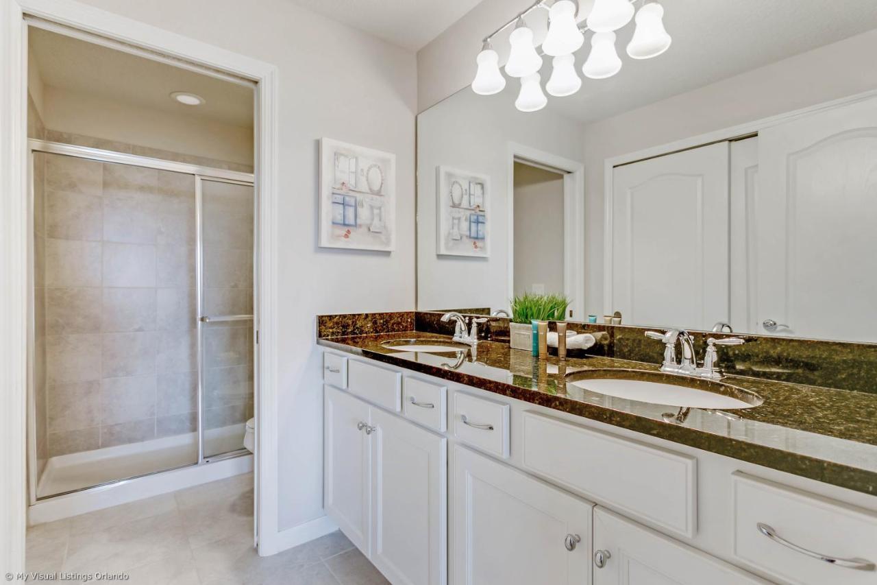 Beautiful Townhome Wprivate Pool 7 Mi To Disney คิสซิมมี ภายนอก รูปภาพ