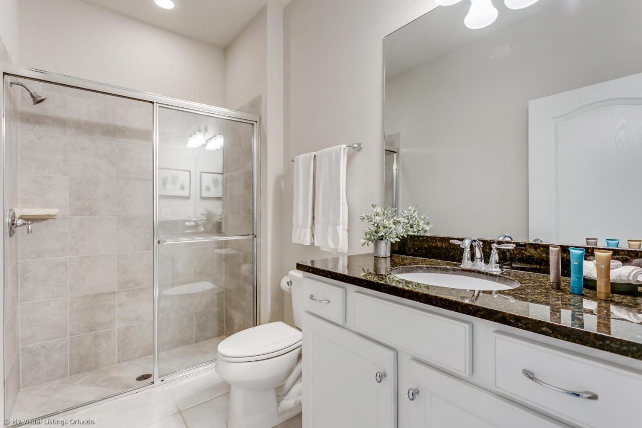 Beautiful Townhome Wprivate Pool 7 Mi To Disney คิสซิมมี ภายนอก รูปภาพ